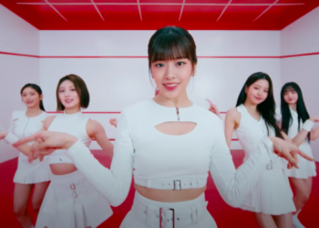 IVE - K-pop group